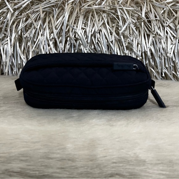 VERA BRADLEY Classic Navy Microfiber Travel Medicine Cosmetic Case Quilted - Picture 8 of 13